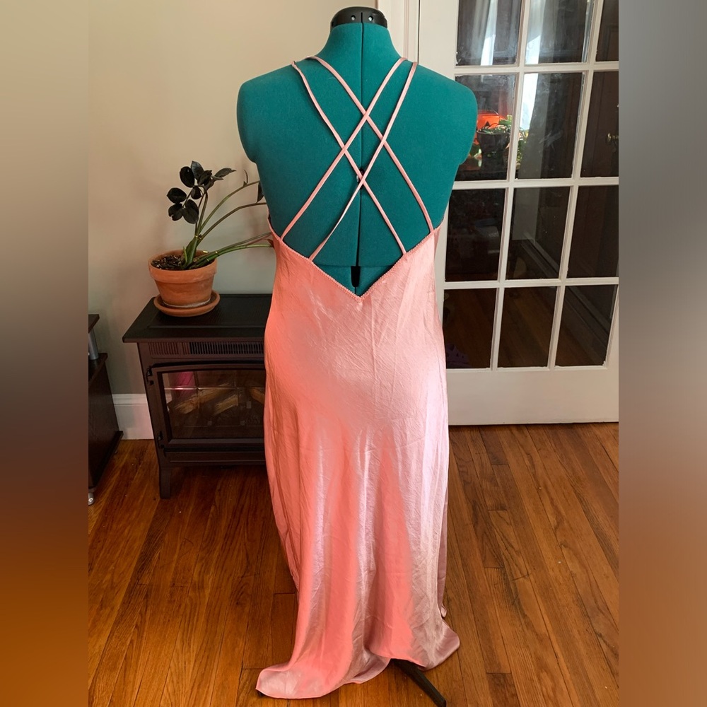 Beautiful vintage gold label Victoria’s Secret pink slip dress nightgown - Picture 4 of 5